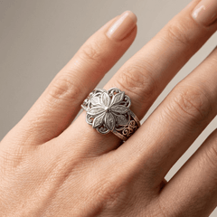 Silver Flower Zirconia Ring