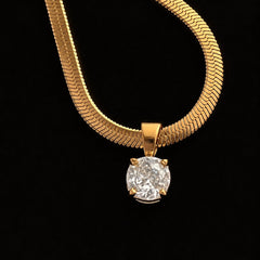 Rhinestone Gold Pendant Necklace
