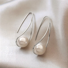 Elegant Pearl Mystic Earrings Silver