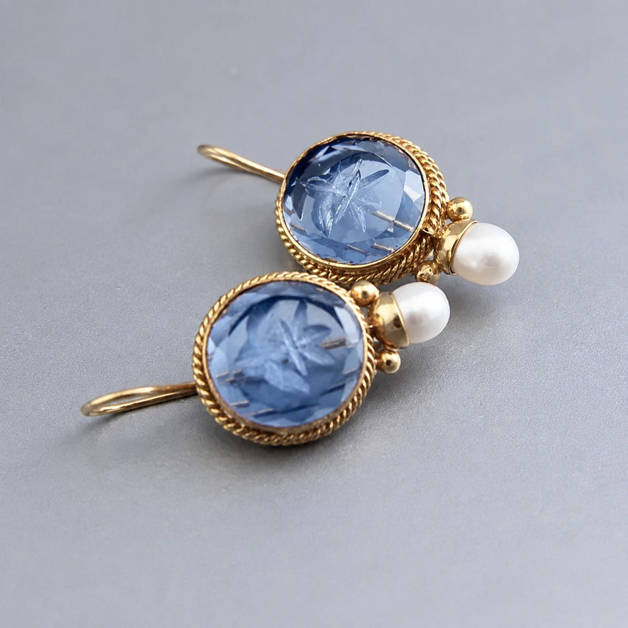 Classic Pearl Elegance Earrings