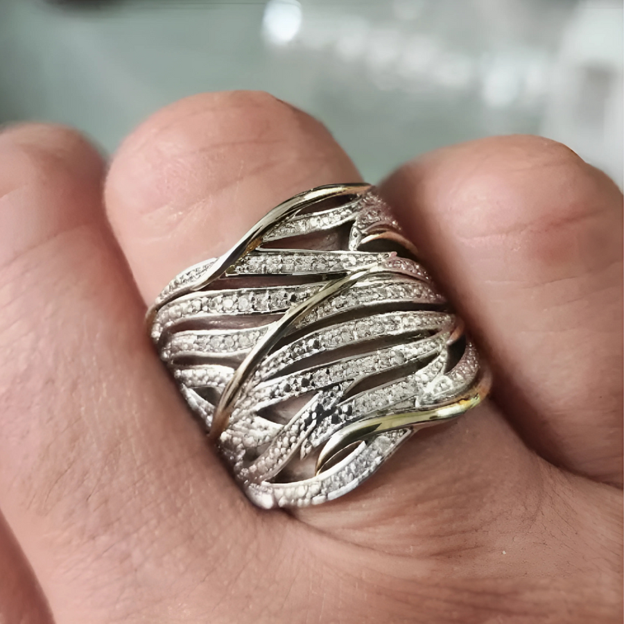 Twisted Layered Ring